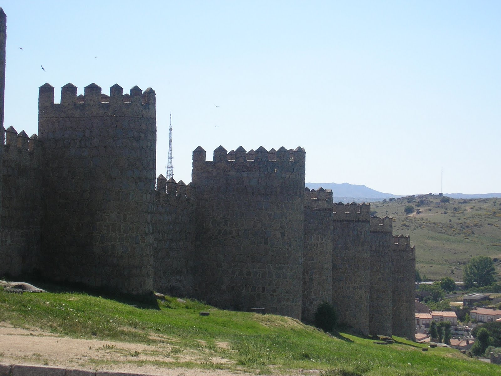 Scopri le Mura di Ávila: Un Viaggio nella Storia