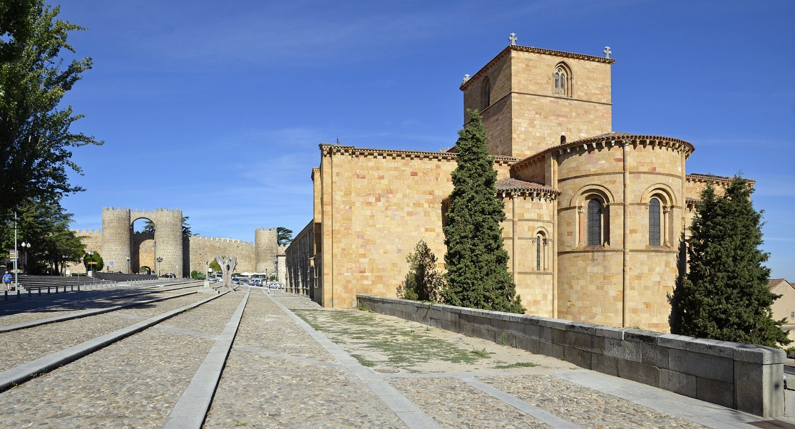 Discover the Walls of Ávila: A Journey Through History | Secret World Trip Planner