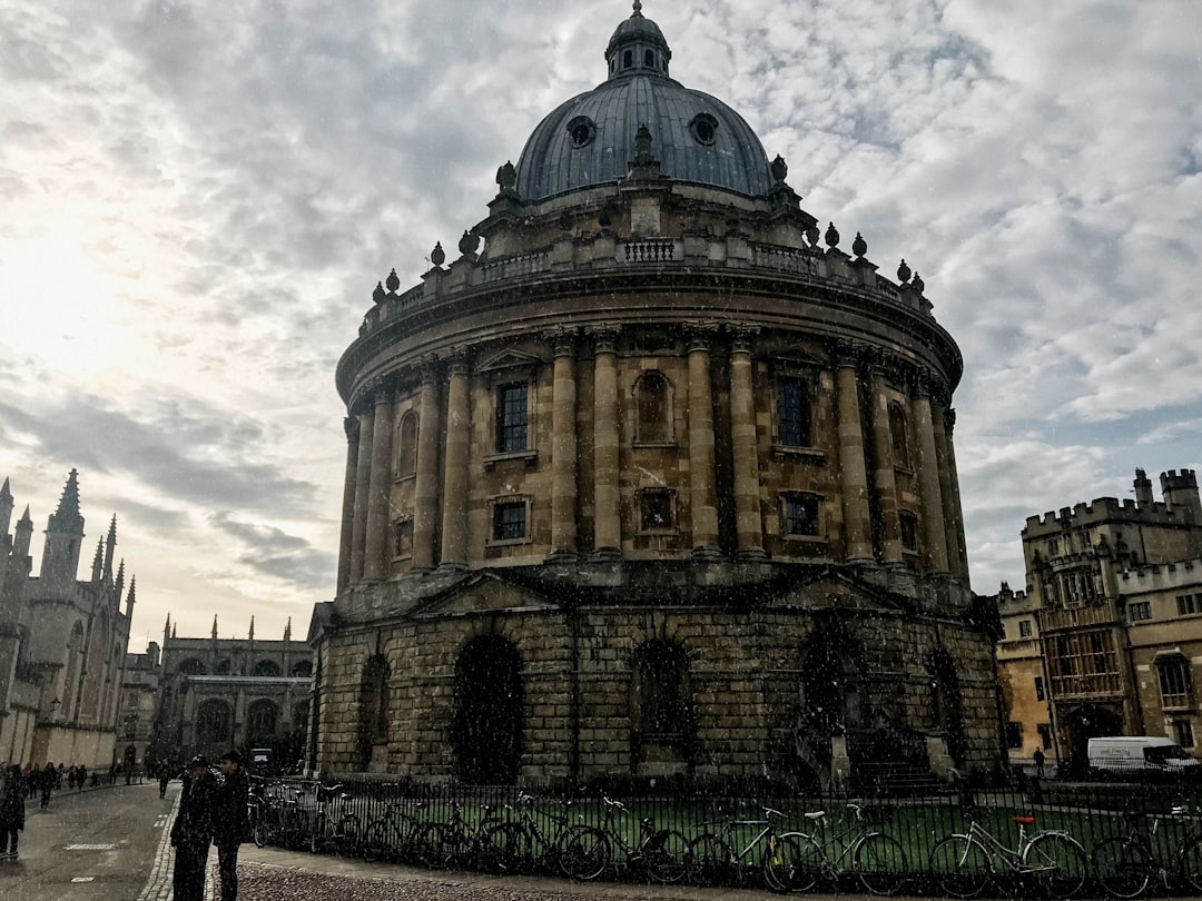 Entdecken Sie die Bodleian Library in Oxford: ein kultureller Schatz - Q733+QQ Clacton-on-Sea | Secret World Trip Planner
