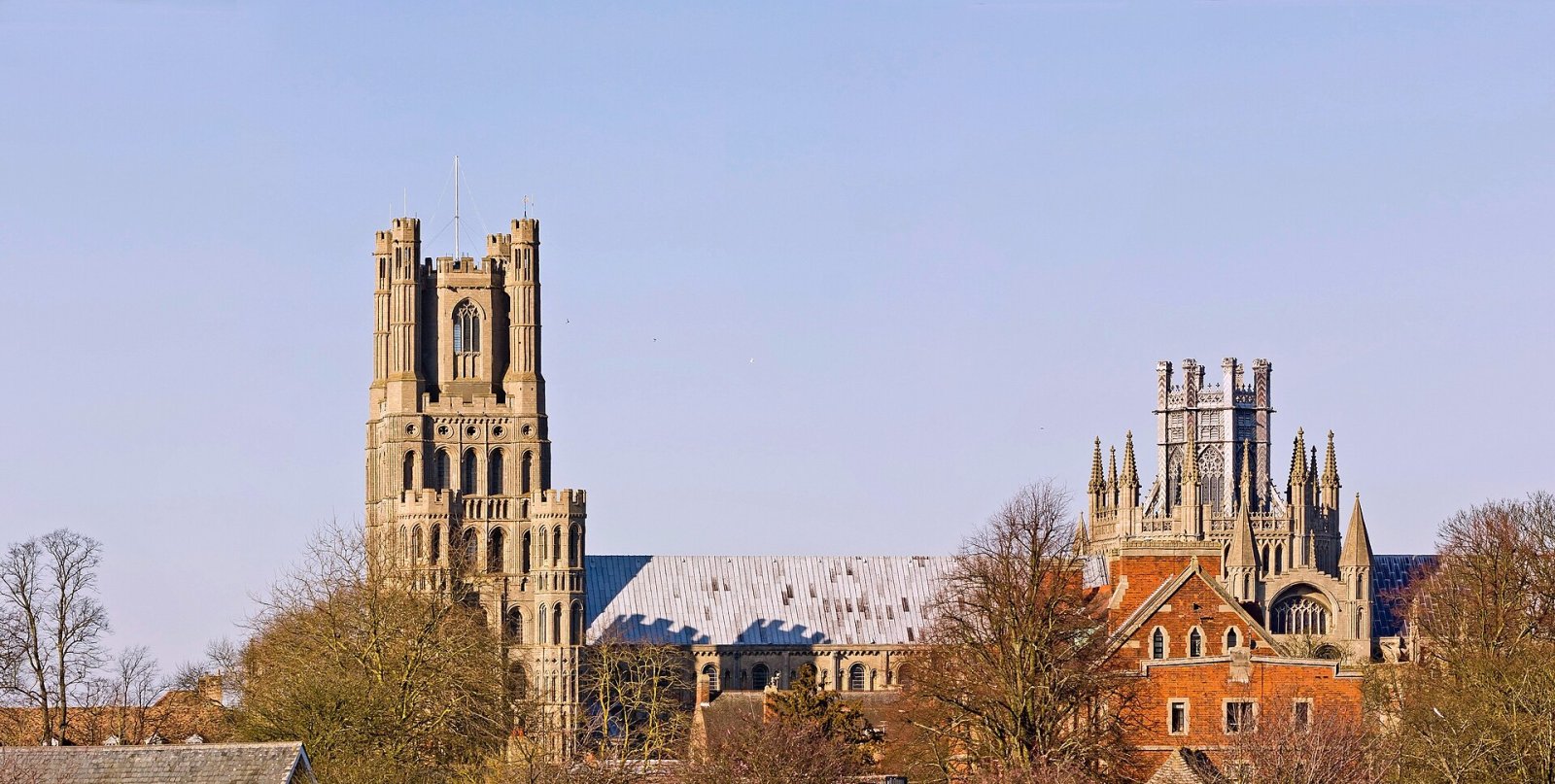 Ely Cathedral: Ein Architektonisches Meisterwerk in England - Cambridgeshire | Secret World Trip Planner