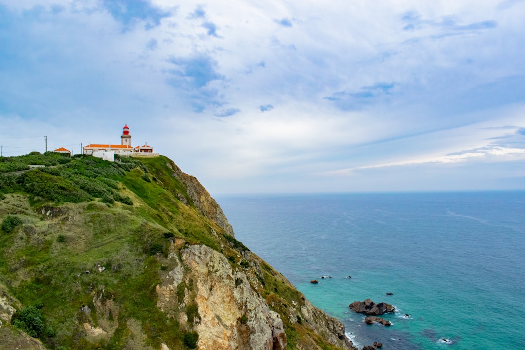 Leuchtturm von Cabo da Roca: Eine Reise ins Unendliche - Estrada do Cabo da Roca | Secret World Trip Planner