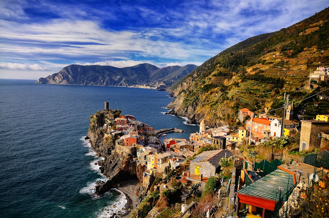 Sentieri da sogno nel Parco Nazionale delle Cinque Terre - 19018 Vernazza SP | Secret World Trip Planner