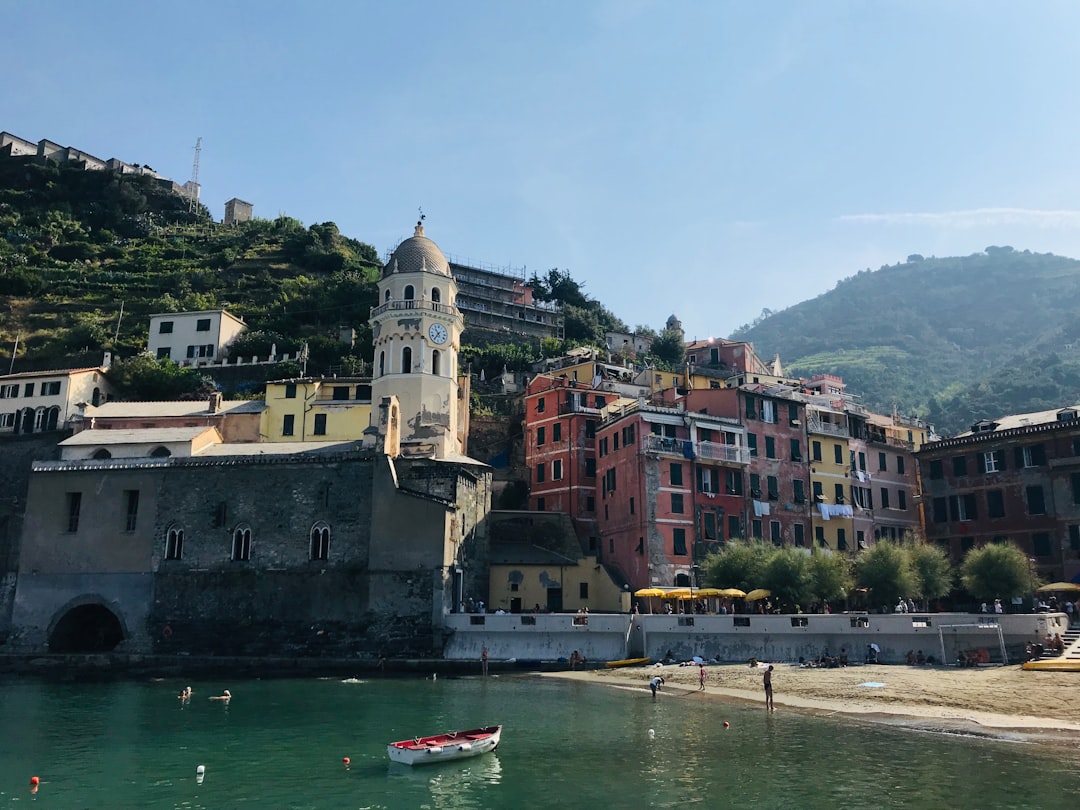Sentiers de rêve dans le Parc National des Cinque Terre - 19018 Vernazza SP | Secret World Trip Planner
