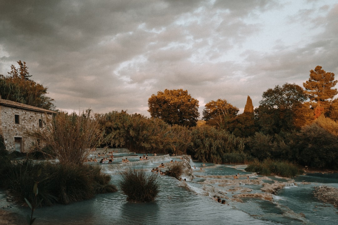 サトゥルニア温泉：トスカーナのリラックスの隠れ家 - 58014 Terme di Saturnia GR | Secret World Trip Planner