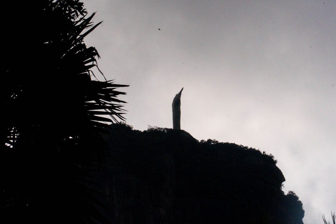 Secret World vs TripIt: Best Travel App for Rio - Rio de Janeiro | Secret World Trip Planner