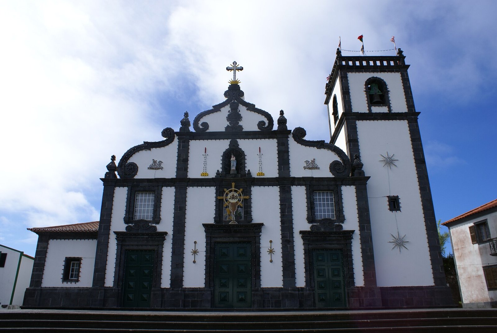 Prainha: A Natural Paradise in the Azores — Caniçal