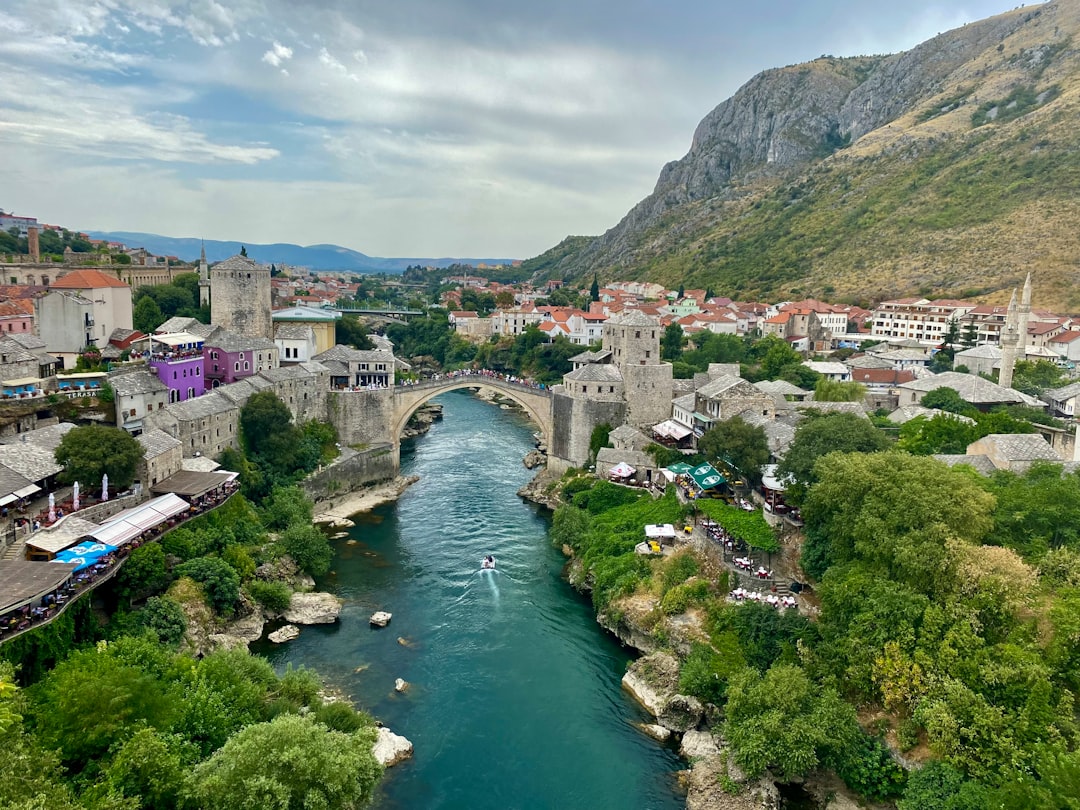 Ponte Vecchio von Mostar: Ein Erbe zum Entdecken — Stari most