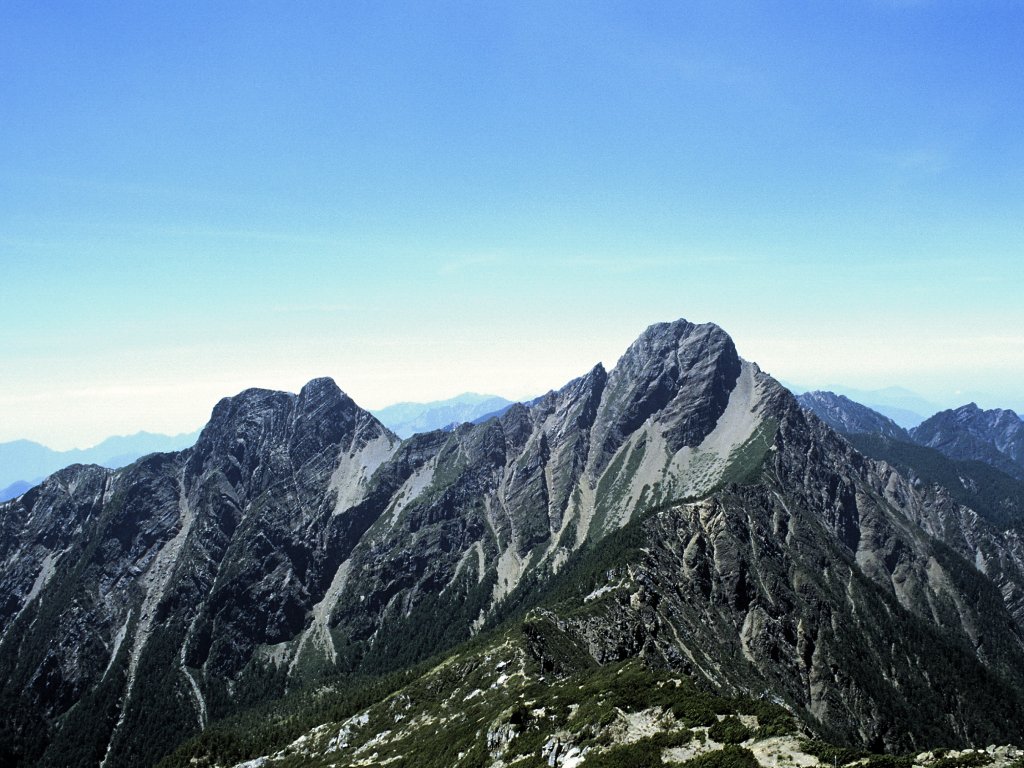 Discover Yushan East Peak: A Taiwanese Natural Gem - Taoyuan District | Secret World Trip Planner
