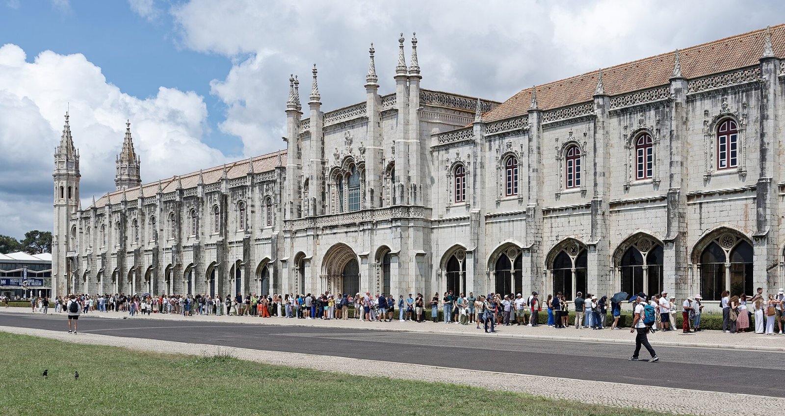 Discover the Monastery of Jerónimos in Lisbon | Secret World Trip Planner