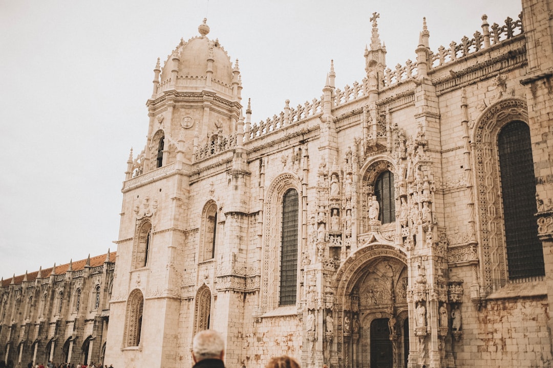 Entdecken Sie das Mosteiro dos Jerónimos in Lissabon | Secret World Trip Planner