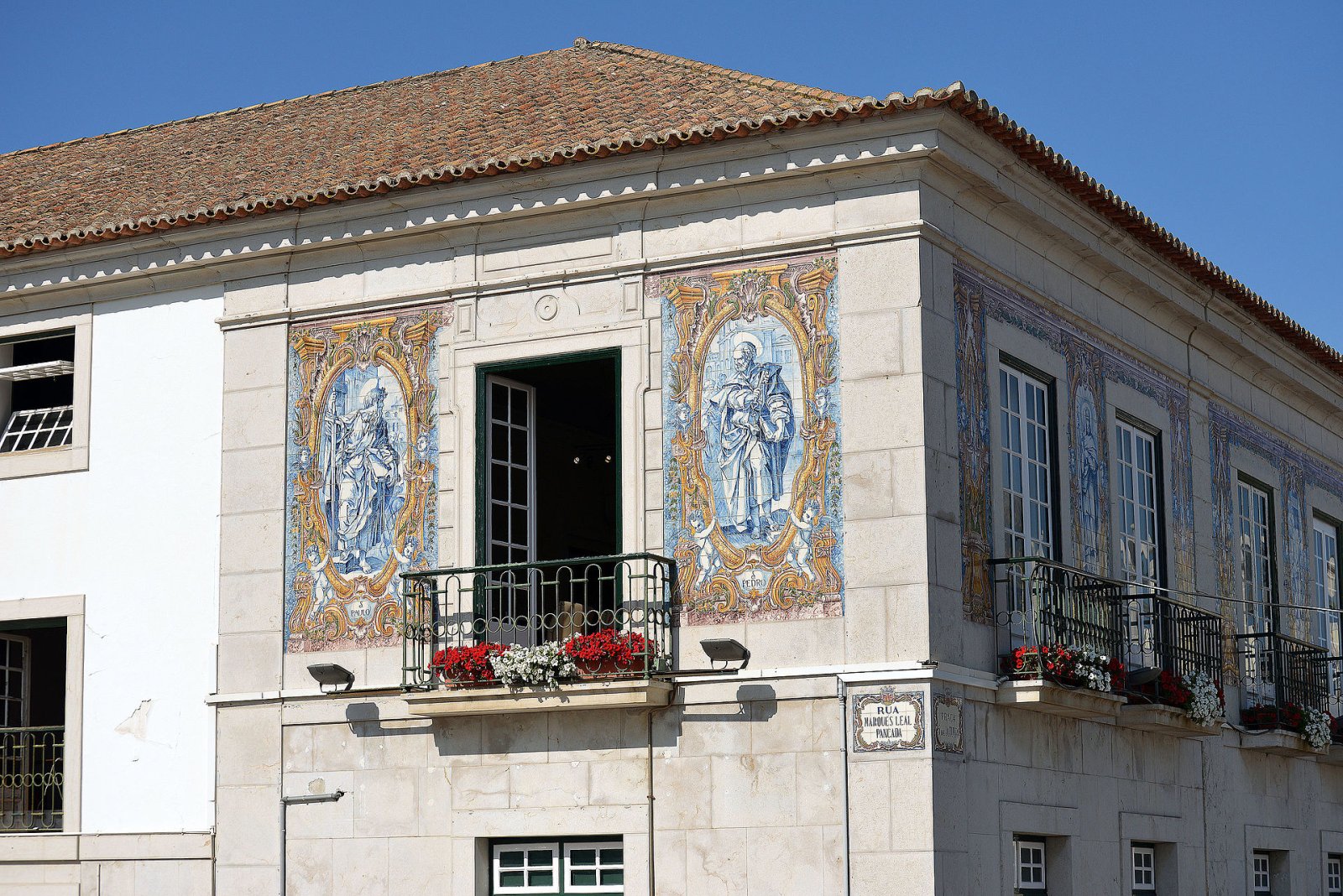 Discover Cascais Old Town: A Gem of Portuguese Culture | Secret World Trip Planner