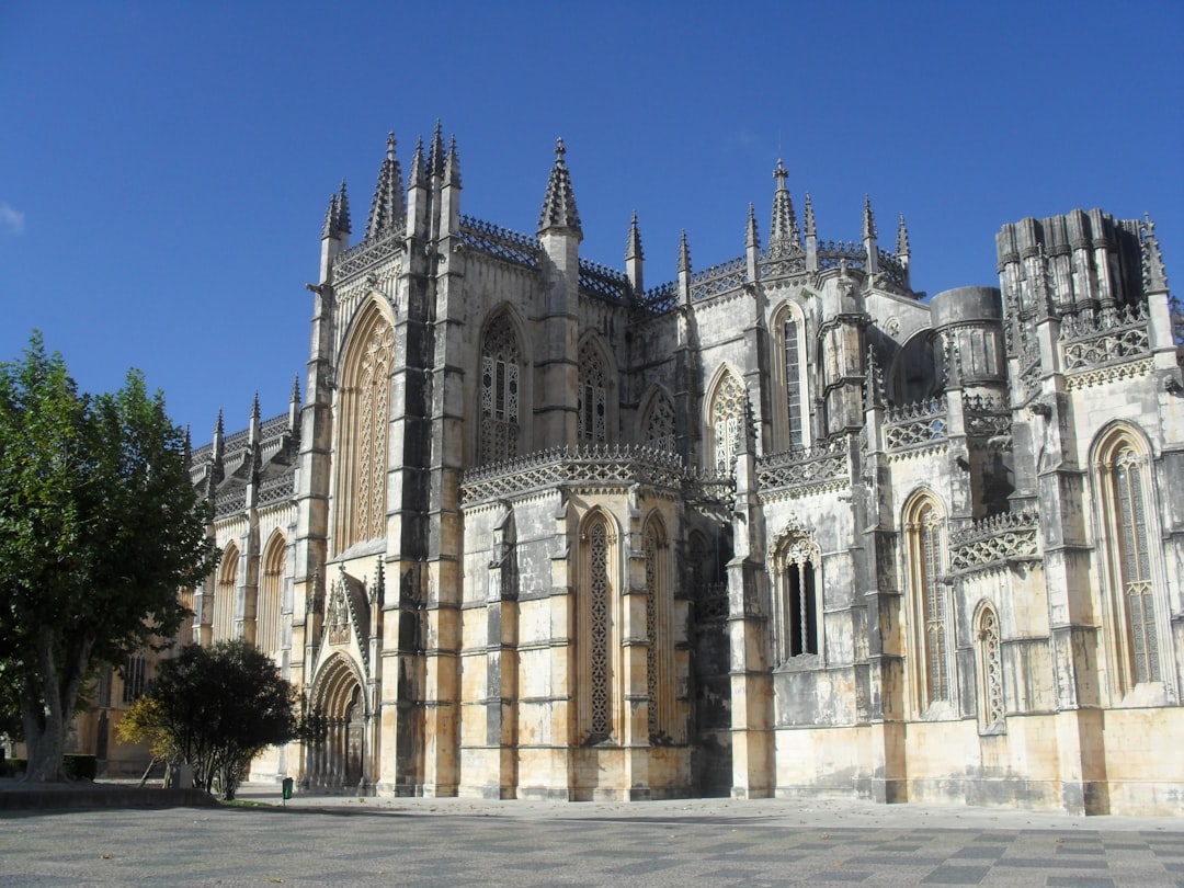 Erkunden Sie das Kloster von Batalha: ein Juwel Portugals - Collinas | Secret World Trip Planner