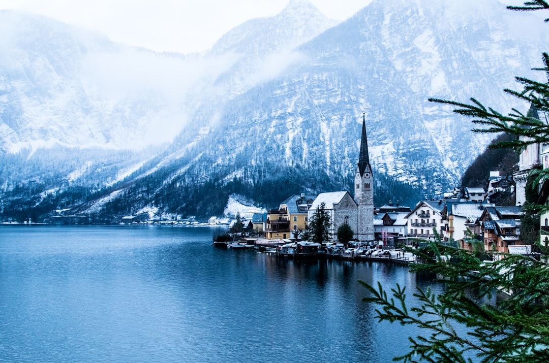 Hallstatt: Die Perle Österreichs zwischen Geschichte und Natur — Hallstatt
