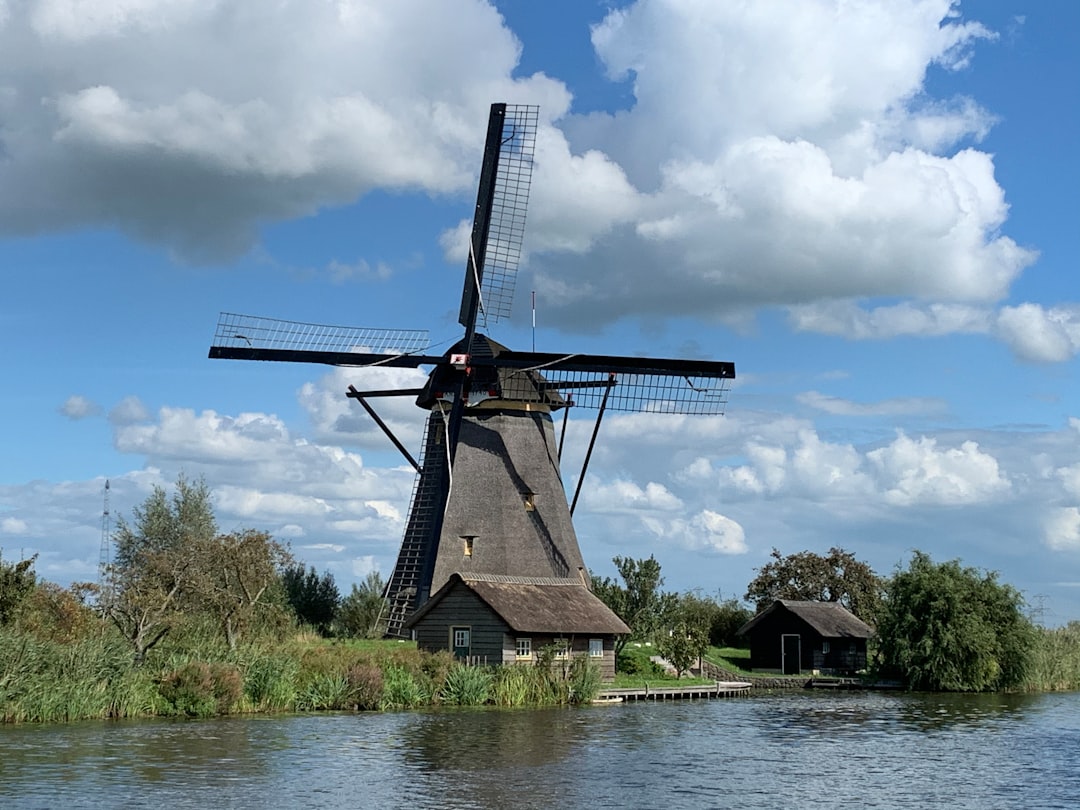 Discover the Windmills of Kinderdijk: A UNESCO World Heritage Site - Kinderdijk | Secret World Trip Planner