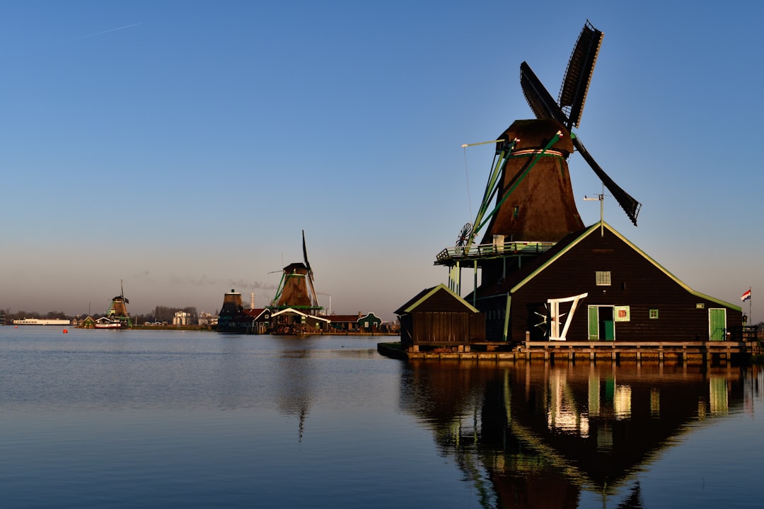 Discover Zaanse Schans: A Gem of Dutch Culture — Zaandam