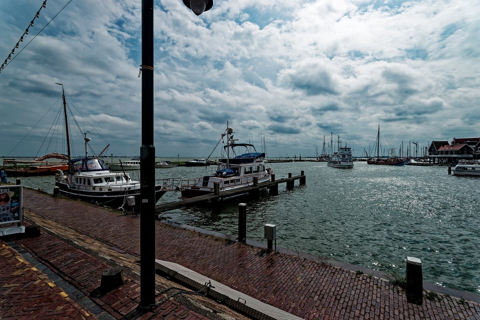 Volendam: La perla della Zuiderzee tra tradizione e modernità - Volendam | Secret World Trip Planner