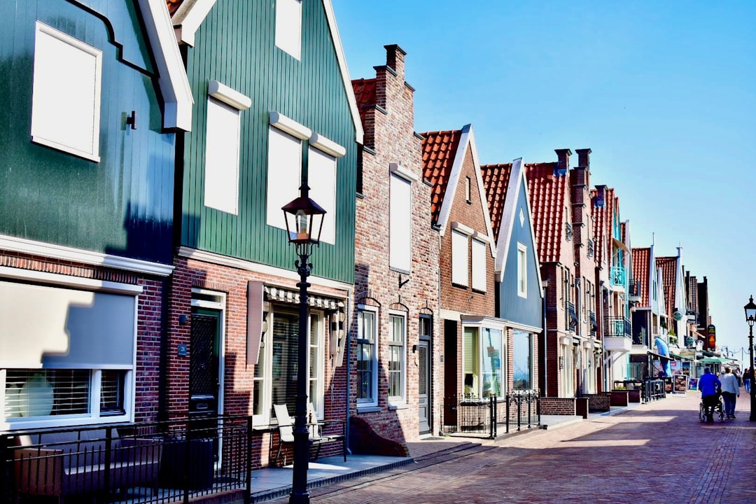 Volendam: The Pearl of the Zuiderzee Between Tradition and Modernity - Volendam | Secret World Trip Planner