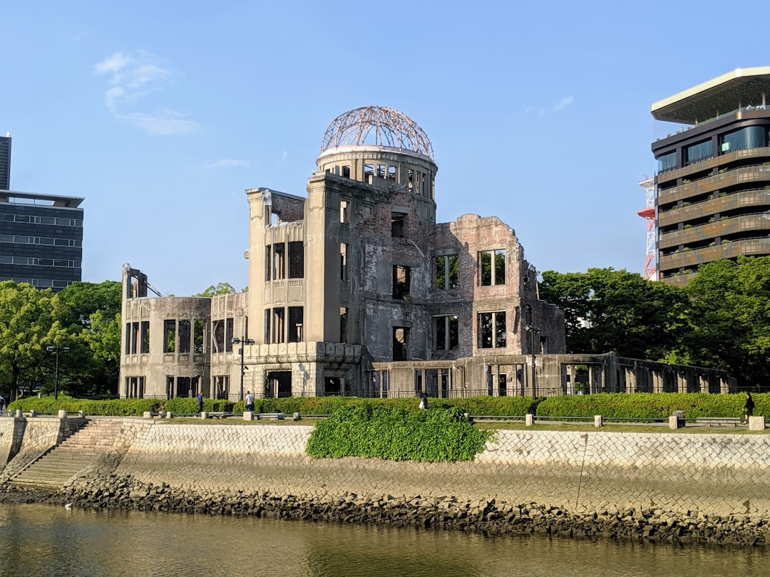 Museo della Pace di Hiroshima: Un Monumento di Riflessione — Hiroshima