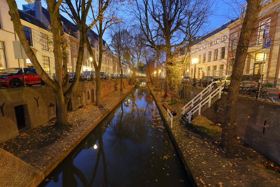 Die Kanäle von Utrecht entdecken: Eine Reise in die niederländische Kultur - Utrecht | Secret World Trip Planner