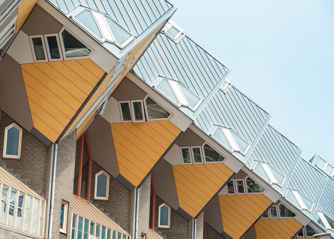 Entdecken Sie die Cube Houses von Rotterdam: eine einzigartige Architektur — Rotterdam