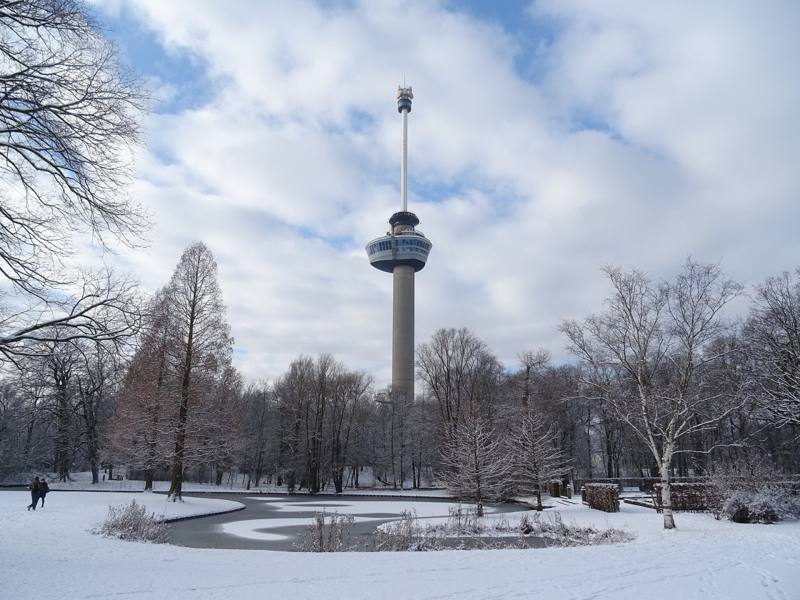 Scopri l'Euromast di Rotterdam: un'esperienza indimenticabile - Rotterdam | Secret World Trip Planner