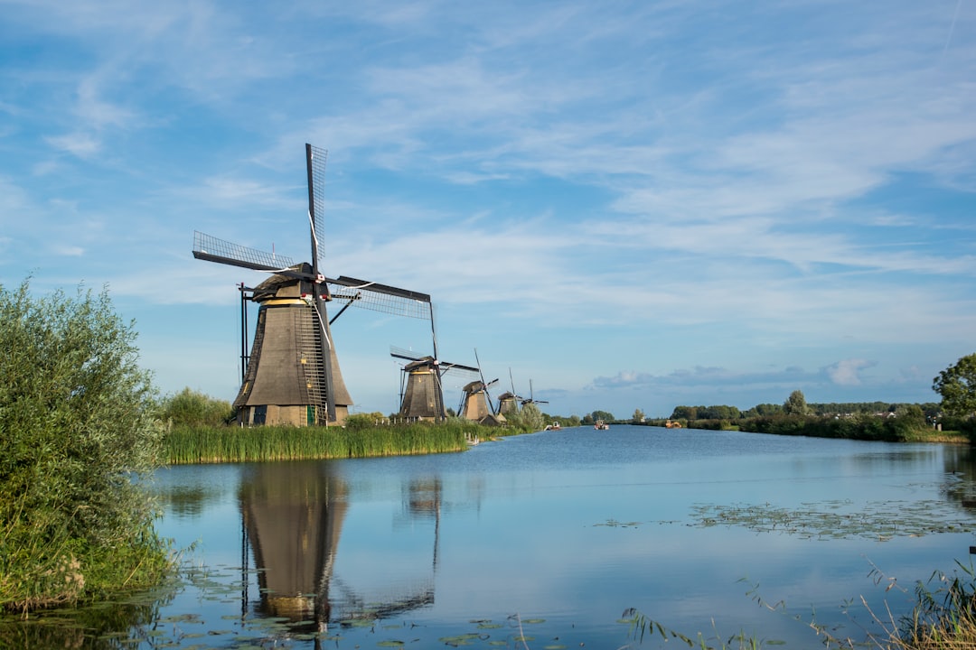 Besuchen Sie Kinderdijk: Ein Naturjuwel in den Niederlanden — Kinderdijk