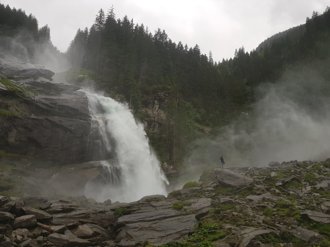 Entdecken Sie die Krimmler Wasserfälle: Ein Naturparadies in Österreich - Oberkrimml | Secret World Trip Planner