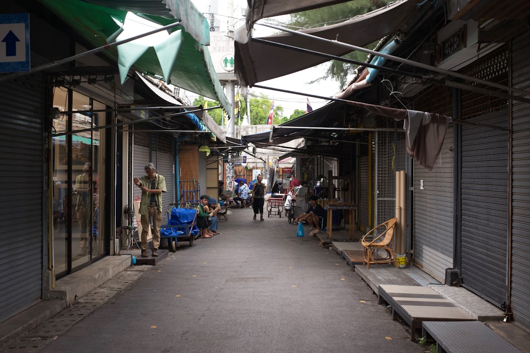 Explore Chatuchak Market in Bangkok: A Colorful World - Khet Chatuchak | Secret World Trip Planner