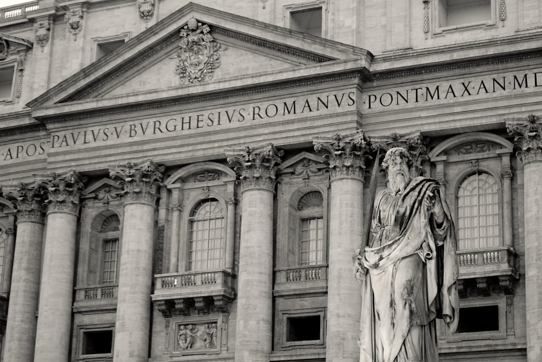 バチカンのコレ: ローマの心にある静寂のオアシス - Colle Vaticano | Secret World Trip Planner