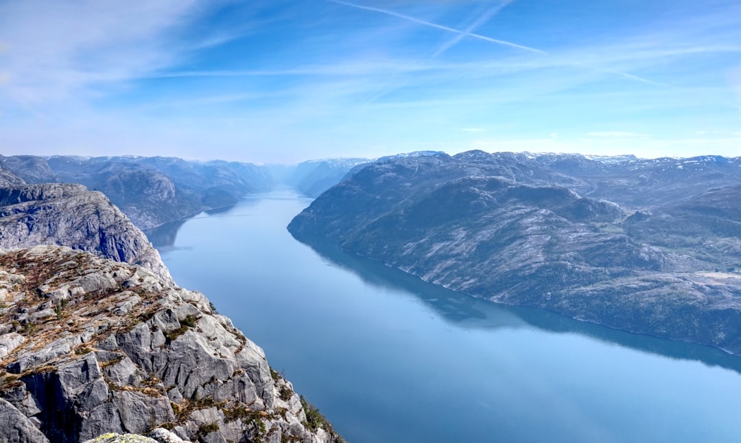 Atemberaubende Panoramen am Viewpoint Lysefjord - R13(old 1 | Secret World Trip Planner