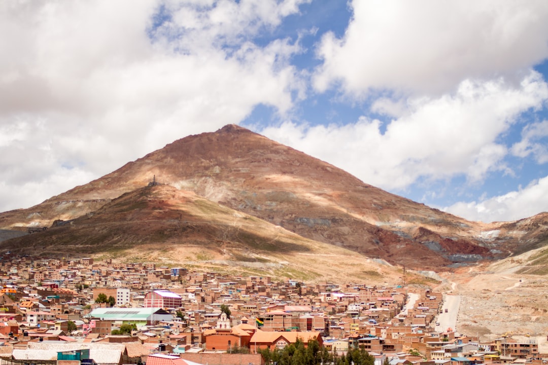 Cerro Rico: Der natürliche Schatz Boliviens — Potosi