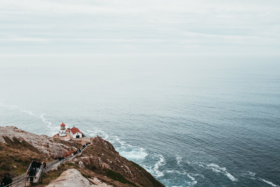 Entdecke den Point Reyes Leuchtturm: Meer und Geschichte — Inverness