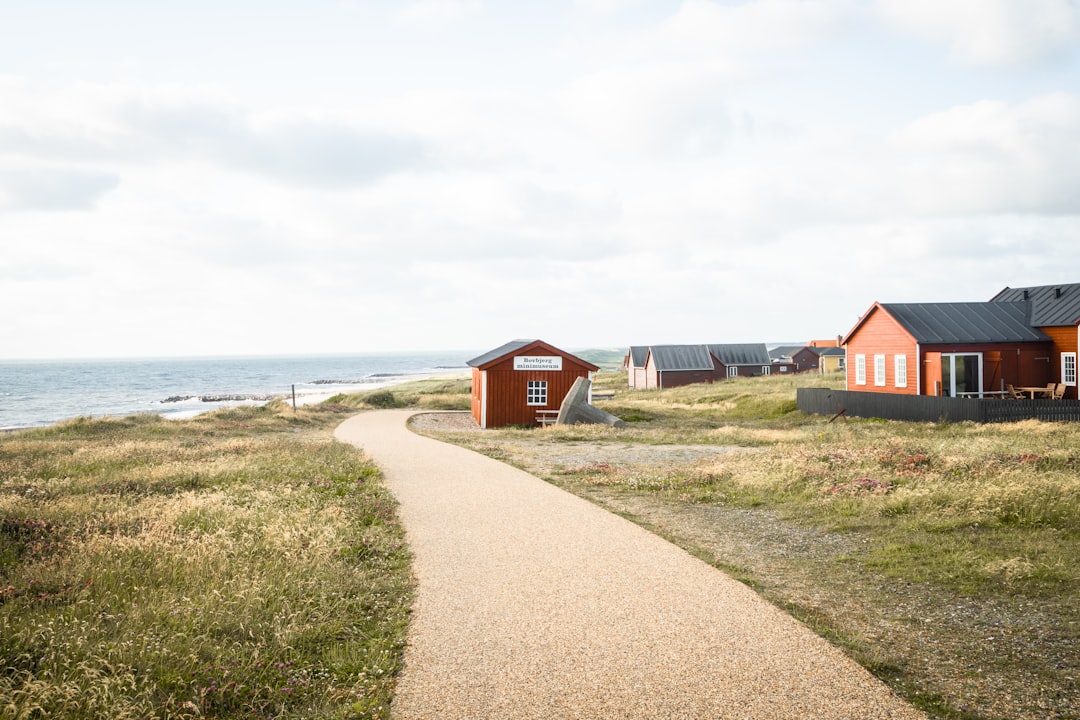 Entdecke Øksnebjerg: Ein Stück Natur in Dänemark - 9FQP+R4 Frederikshavn | Secret World Trip Planner