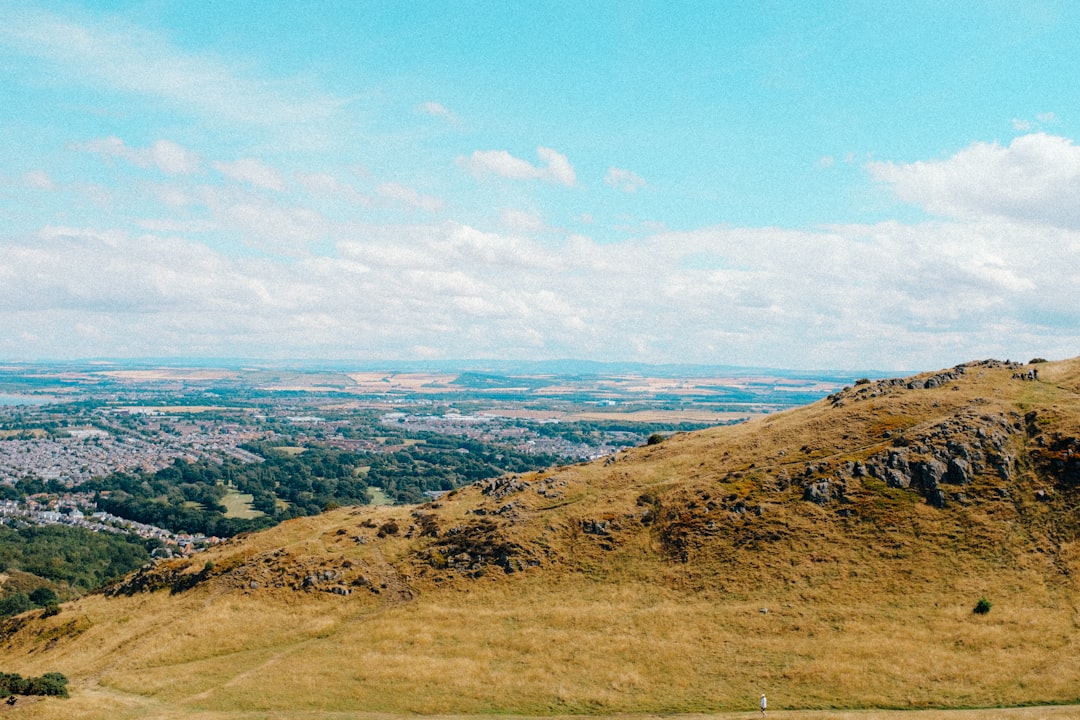 Arthur's Seat: The Extinct Volcano of Edinburgh to Explore - WRVQ+J7 Edinburgh | Secret World Trip Planner