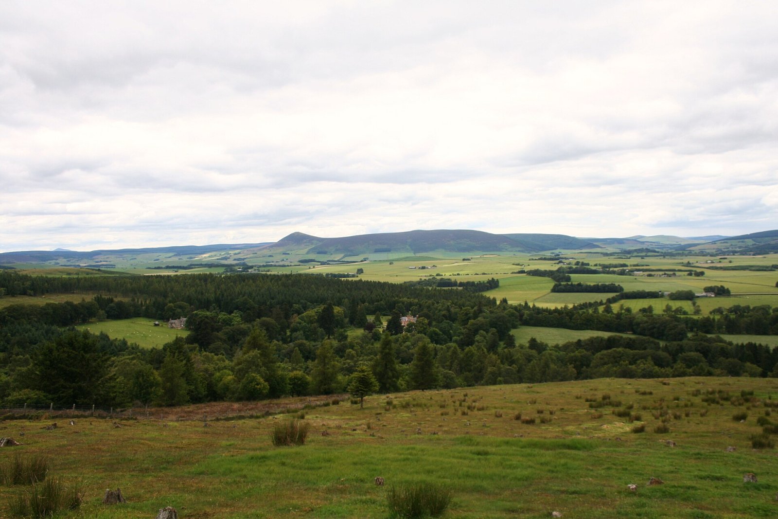 Discover the Charm of Tap o' Noth in Scotland - 942R+J8 Huntly | Secret World Trip Planner