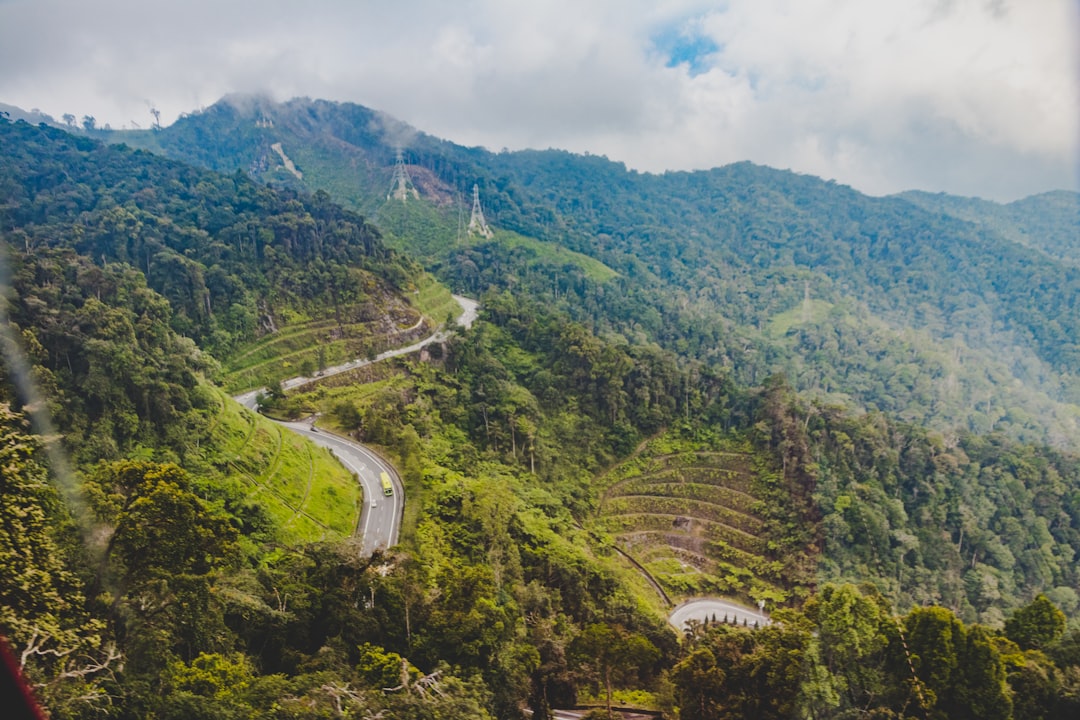 Scopri Gunung Chemendong: un gioiello naturale in Malaysia - Kulai | Secret World Trip Planner