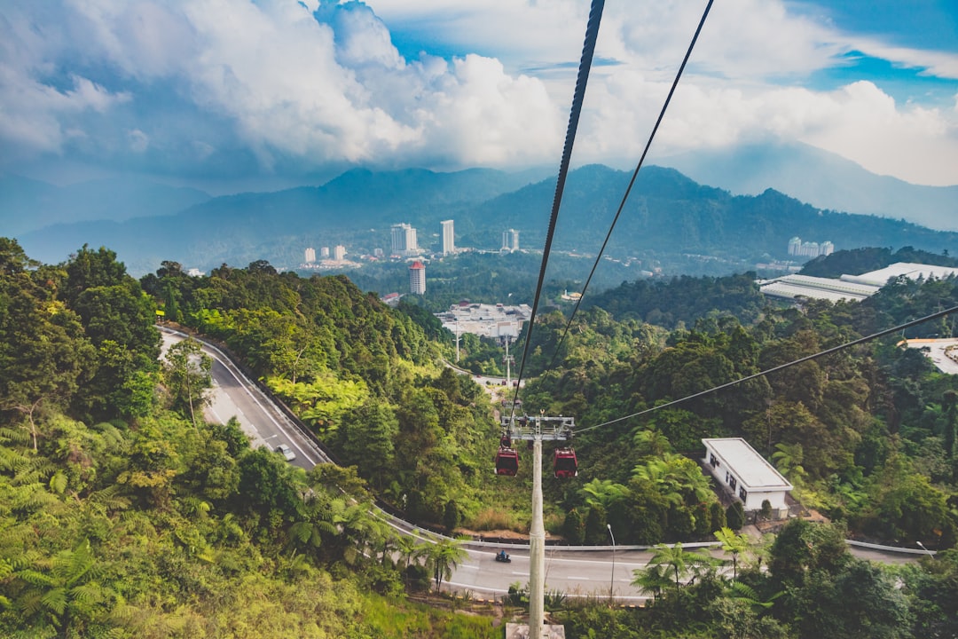 Entdecken Sie die natürliche Schönheit des Mount Jerai in Malaysia - Yan | Secret World Trip Planner