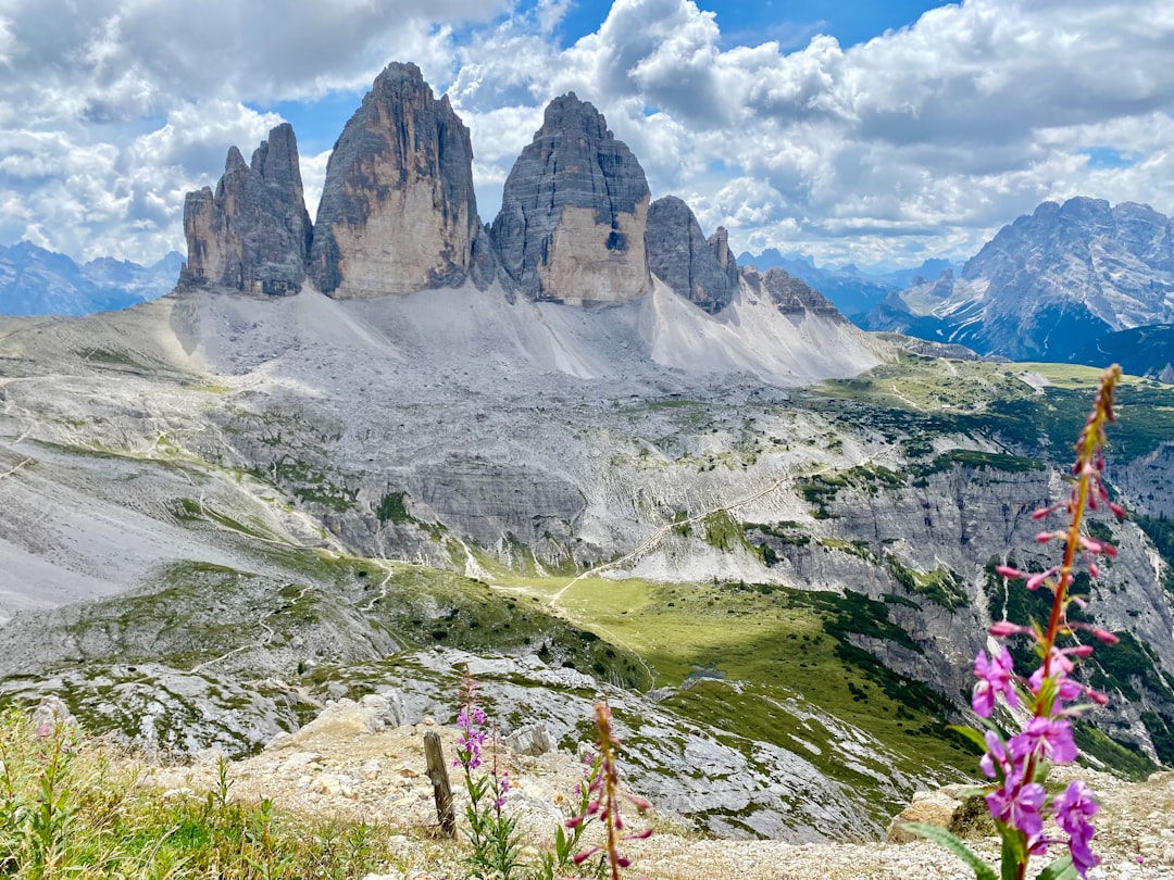 Sesto: Un Paradiso Nascosto nelle Dolomiti - 39030 Sesto BZ | Secret World Trip Planner