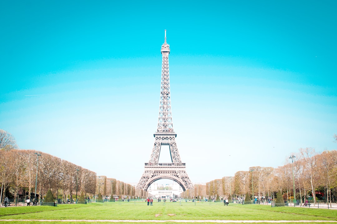 Reise nach Paris: Praktische Tipps und KI-Tools 2026 - Parigi | Secret World Trip Planner