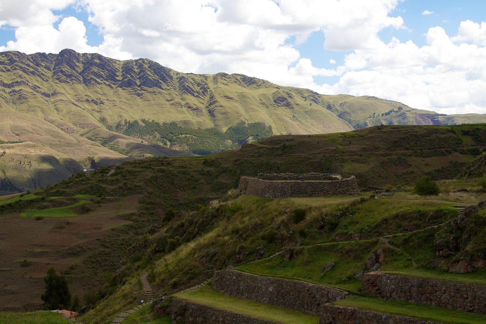 Scopri Tipón: il gioiello archeologico del Perù - Quispicanchi | Secret World Trip Planner