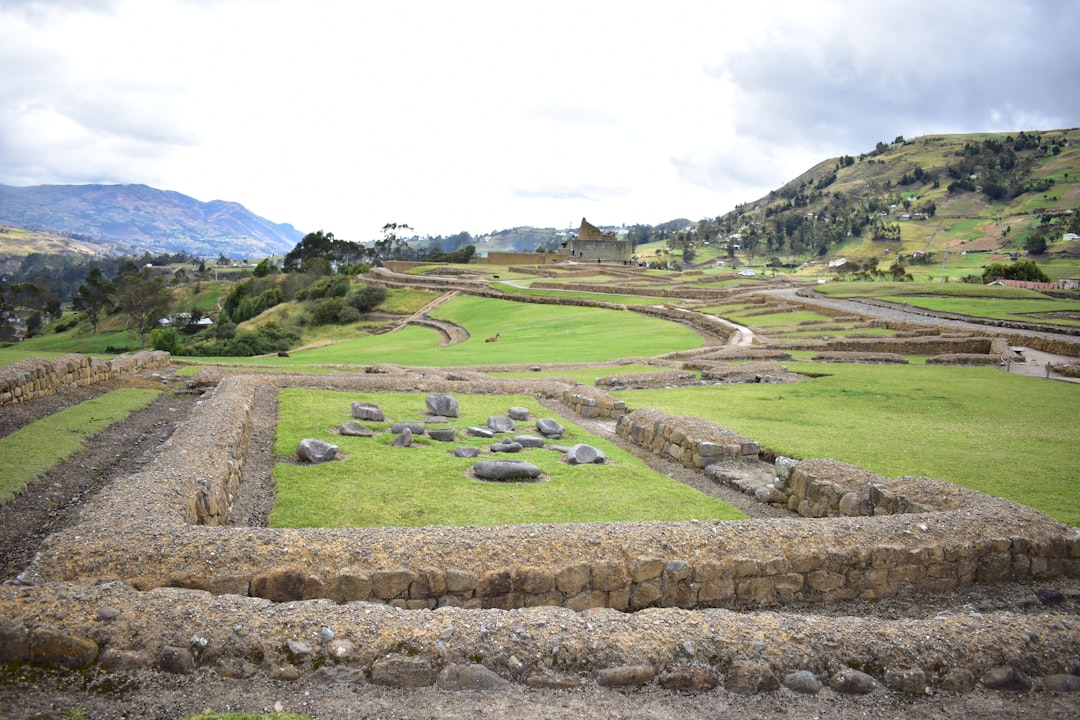 Erkunde die archäologische Stätte RumiWasi in Peru - Cusco | Secret World Trip Planner