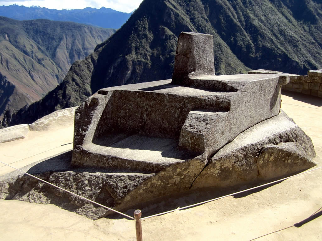 Intihuatana: Eine Reise ins Herz der peruanischen Geschichte — Vischongo