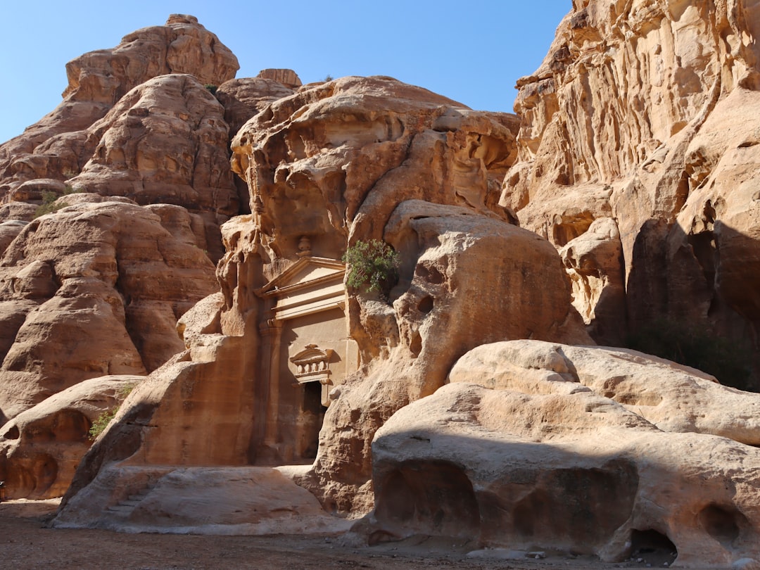 Little Petra: un tesoro archeologico nella Giordania | Secret World Trip Planner