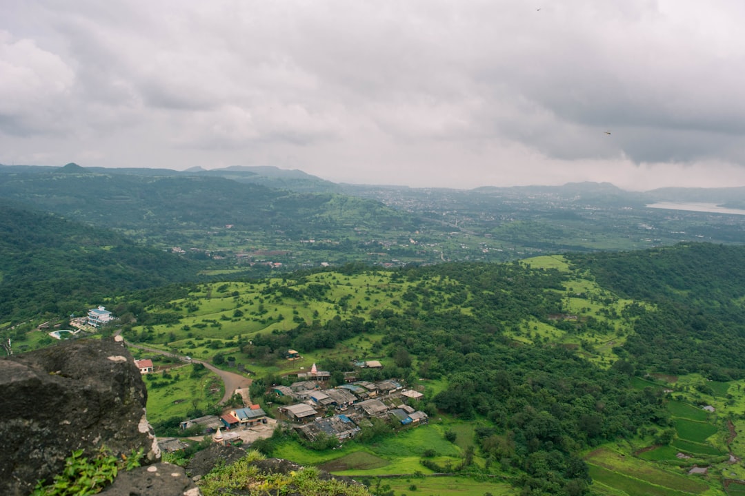 Karla Caves: Ein verborgenes Schatz der Geschichte - Lonavala | Secret World Trip Planner