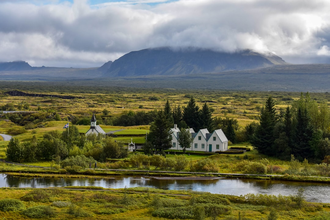 Entdecke Borgarvirki: ein historischer Schatz in Island - 717 | Secret World Trip Planner