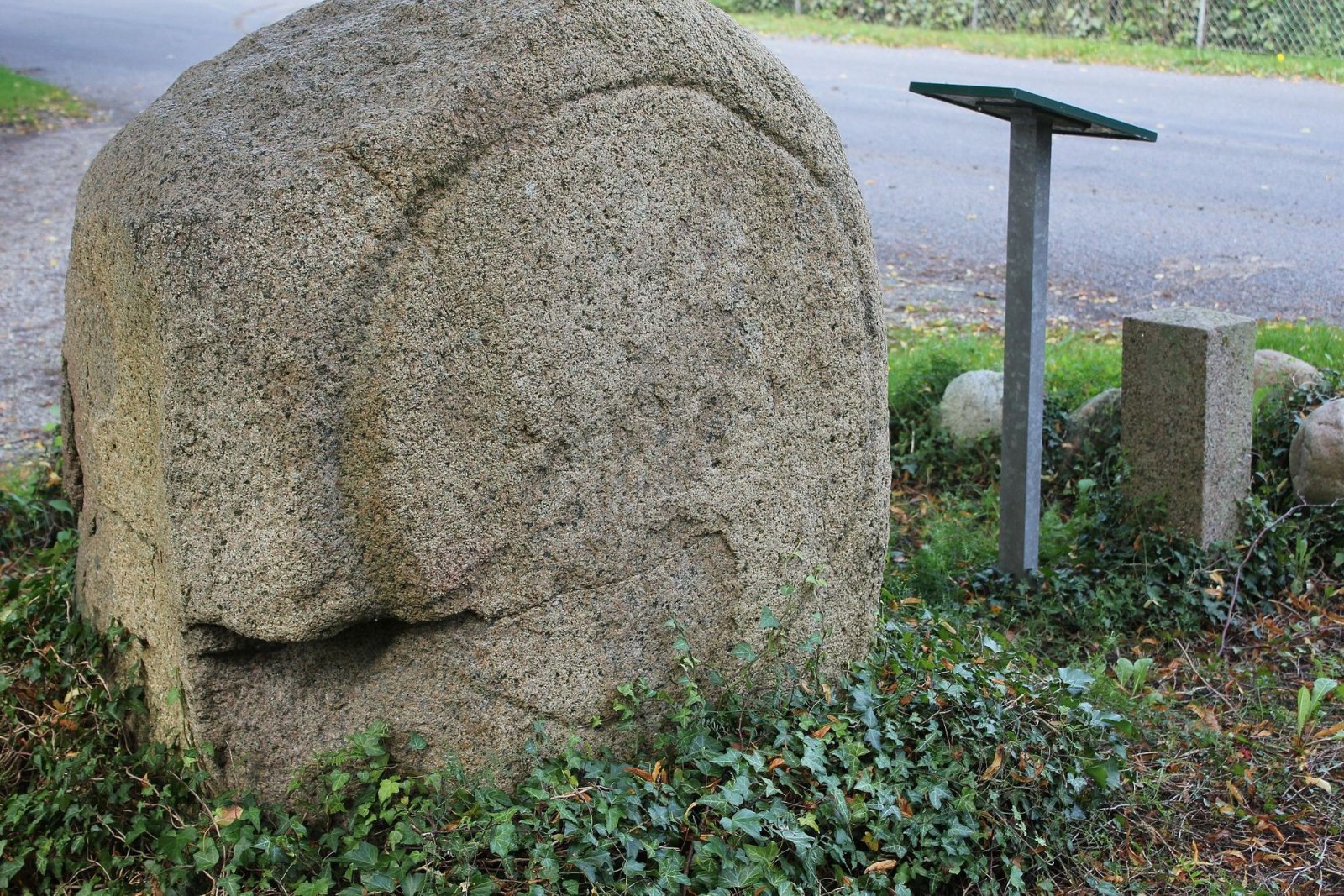 Klokkestenen: das dänische Dolmen, das die alte Geschichte erzählt - Vestensvej 19 | Secret World Trip Planner