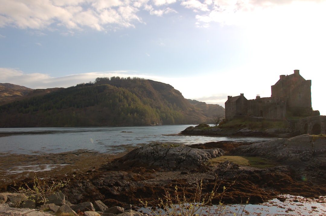 Esplorando Gamelshiel Castle: un tesoro della Scozia - VCGQ+2G Duns | Secret World Trip Planner