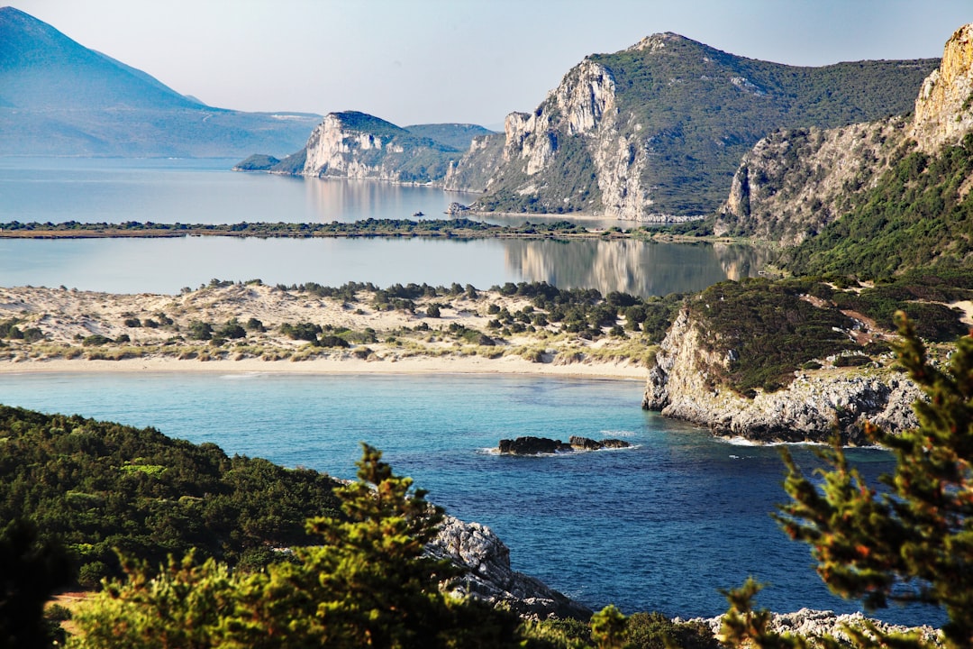 Profitis Ilias: Ein Naturwinkel in Athen — 73VV+FJ Prosotsani