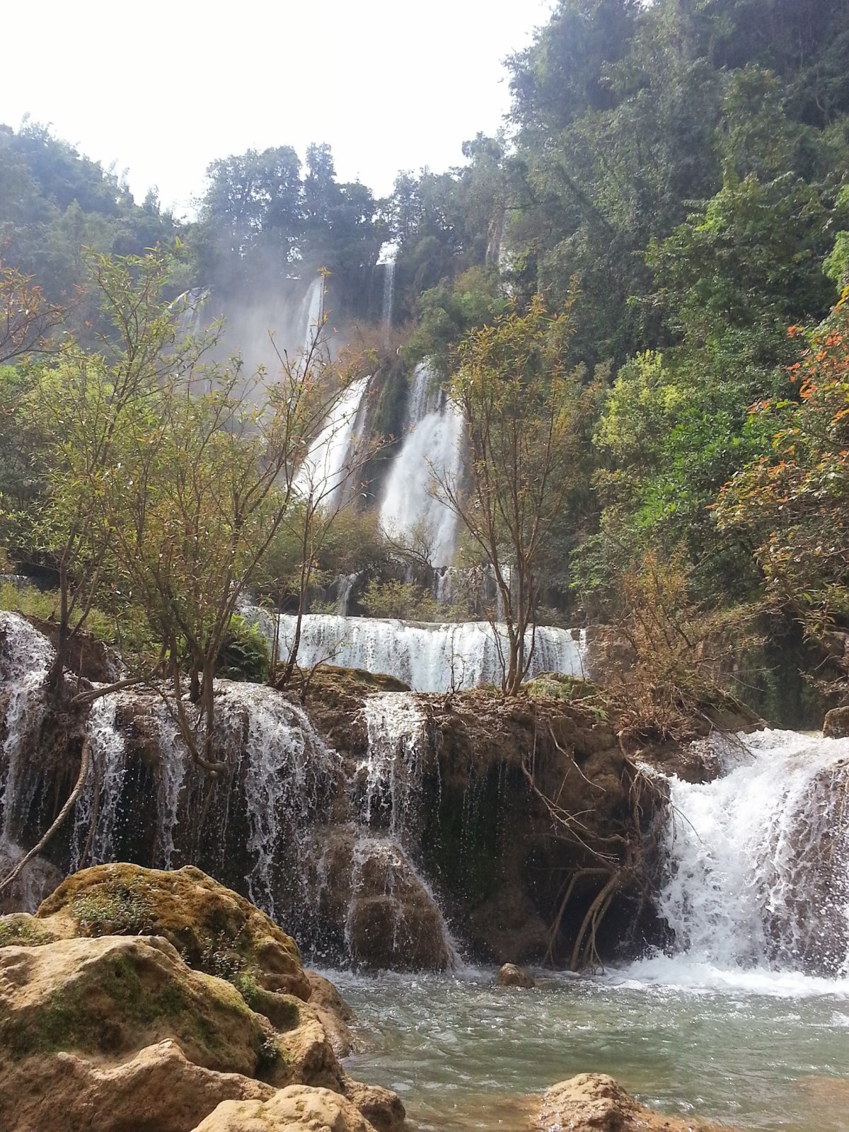 Meraviglie di Thi Lo Su: La Cascata Nascosta della Thailandia - Umphang District | Secret World Trip Planner