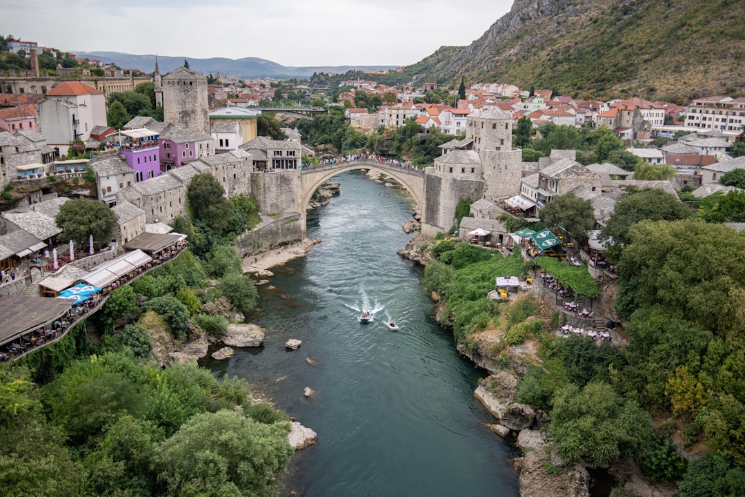 Stari Most: Brücke zwischen Geschichte und Kultur in Mostar - Stari most | Secret World Trip Planner